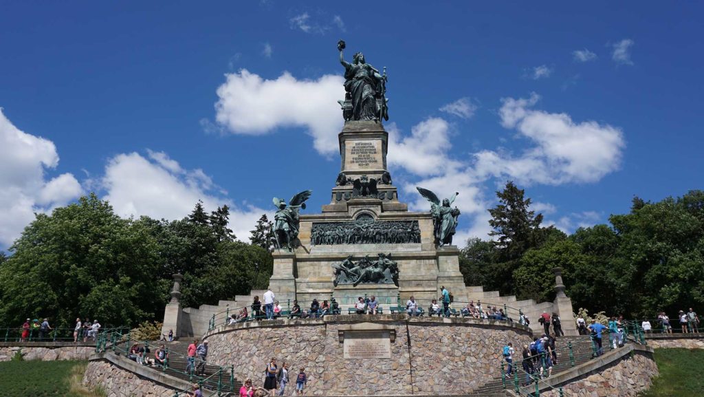 Das Niederwalddenkmal erinnert an die Einheit Deutschlands.