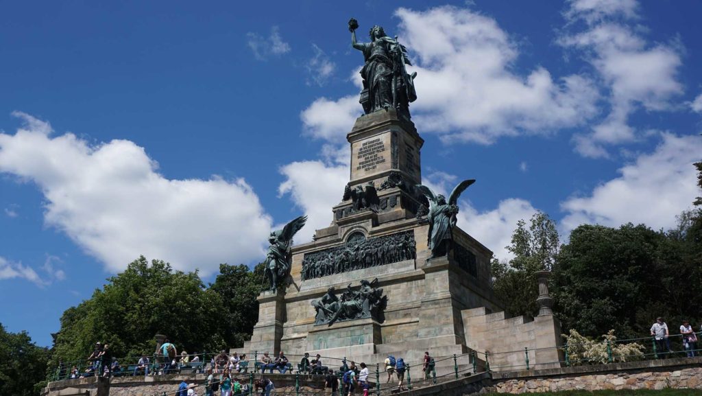 Das Niederwalddenkmal erinnert an die Einheit Deutschlands.