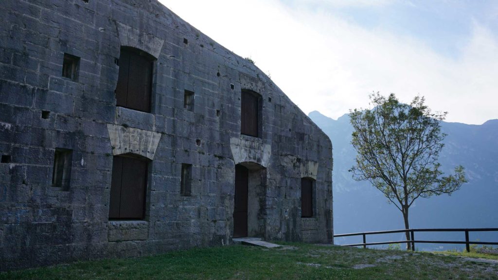 Mittelbatterie (Batteria di Mezzo) Riva del Garda Gardasee Monte Brione
