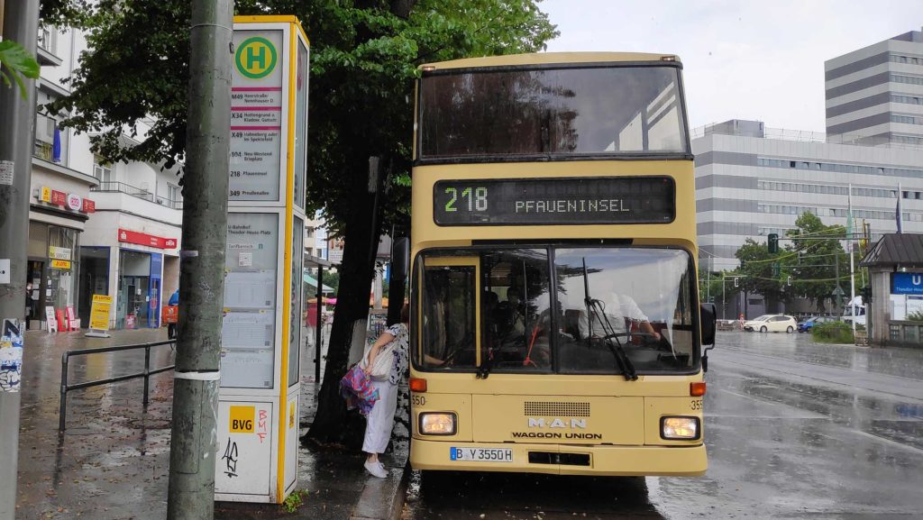 Autobus Traditionsbus BVG 218 Pfaueninsel Berlin