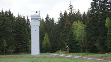 Dem Wachturm entging nichts auf dem Vorfeld.