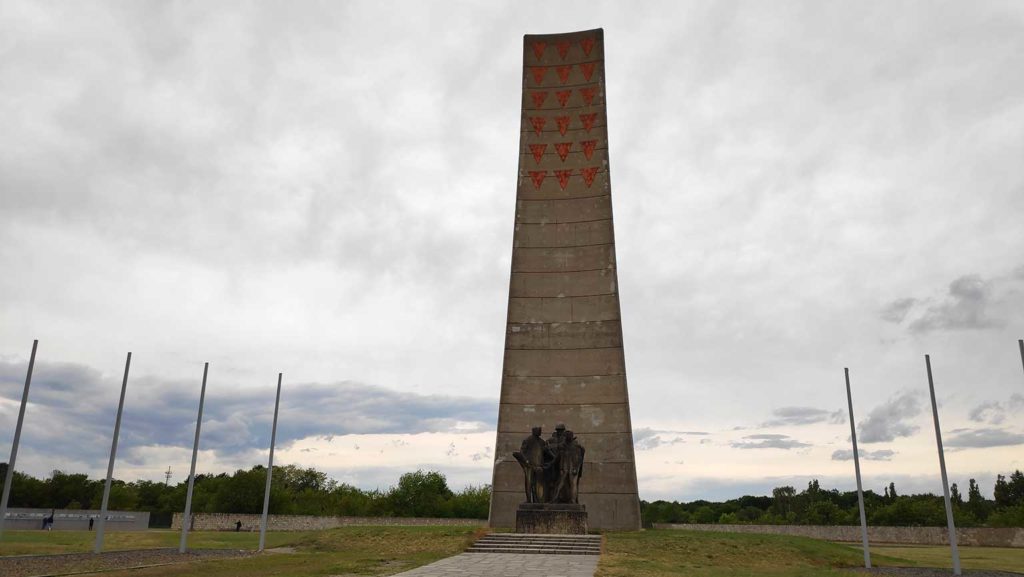 Ein Denkmal aus der Zeit der DDR, das die politischen Gefangenen in den Fokus der Erinnerung rückte.